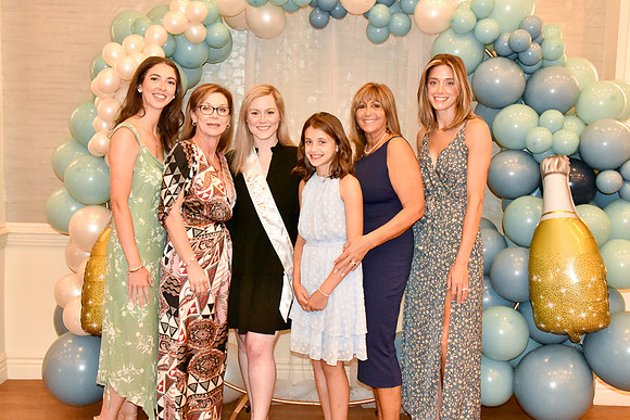 Olivia's_Bridal_Shower-31